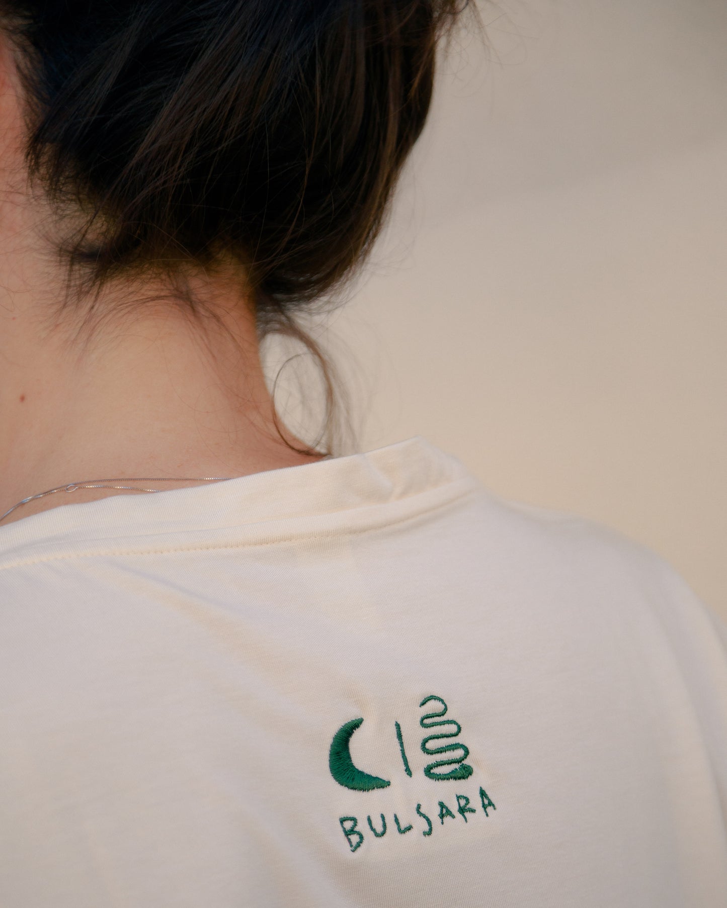 Embroidery Creamy Tee