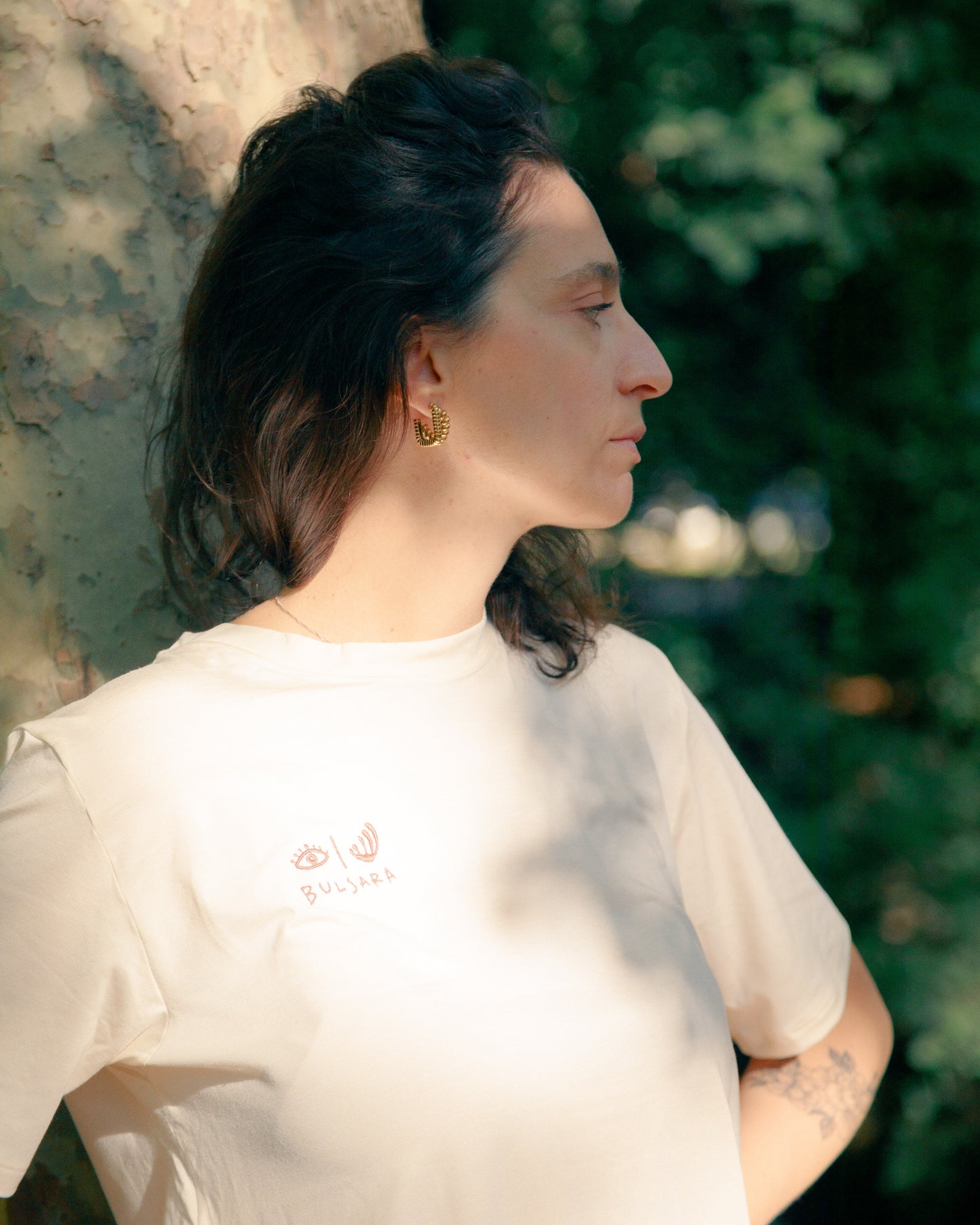 Embroidery Creamy Tee