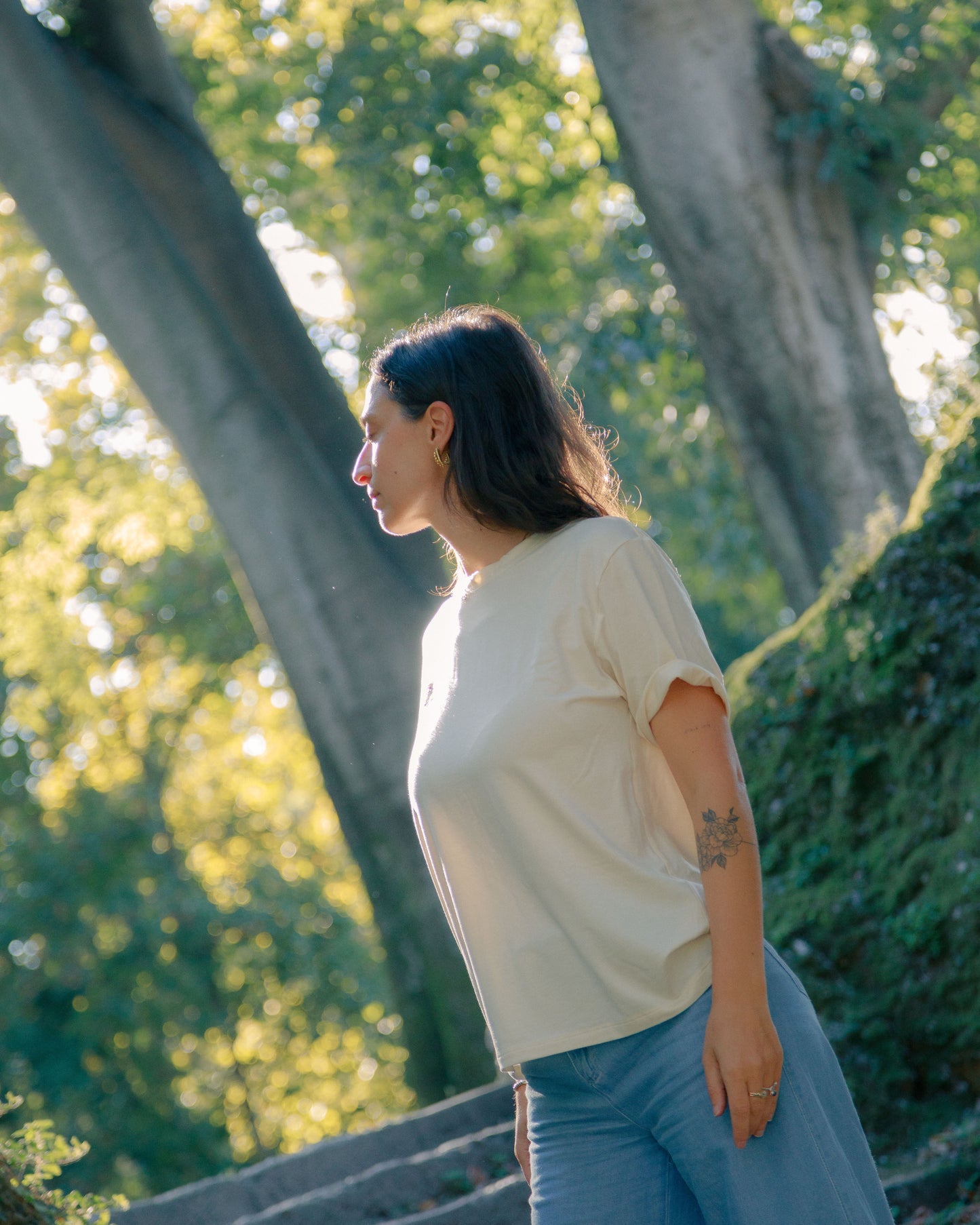 Embroidery Creamy Tee