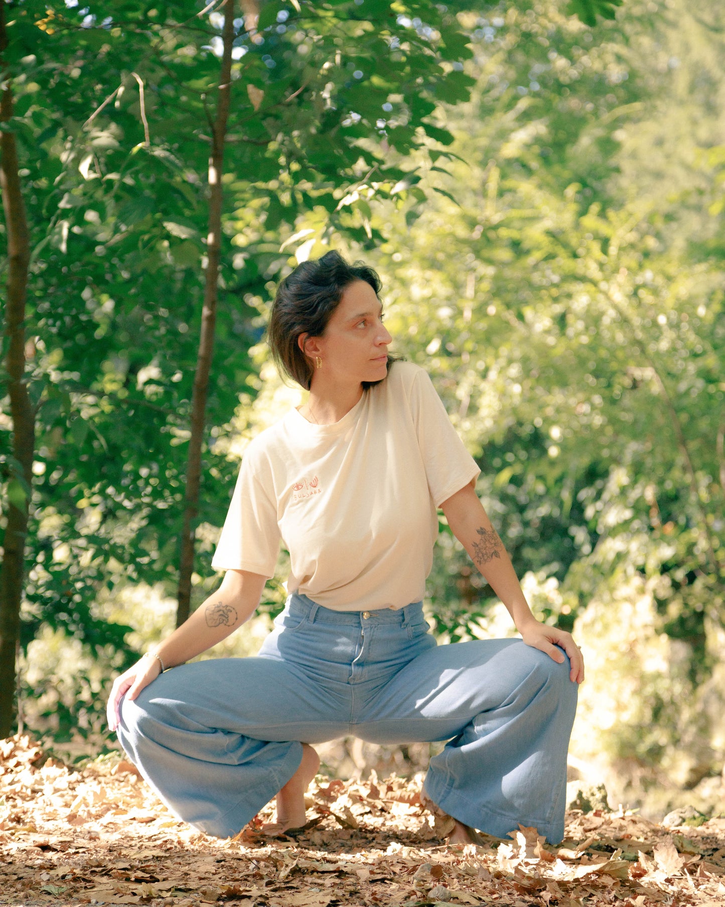 Embroidery Creamy Tee