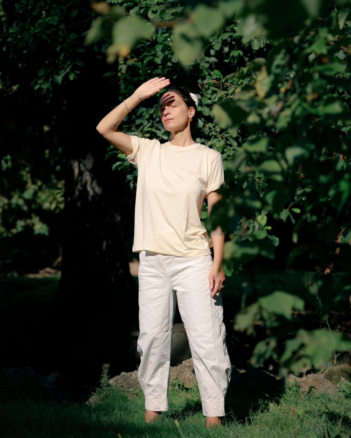 Embroidery Creamy Tee